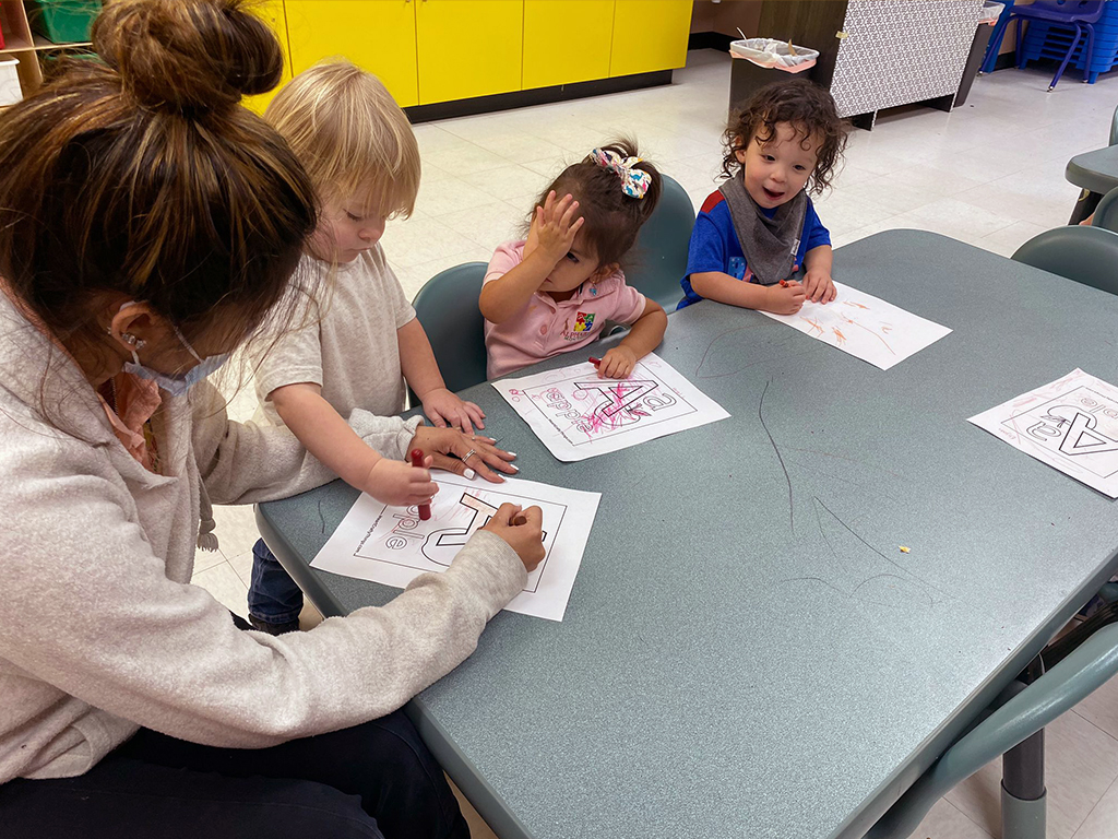 Alphabetz Montessori Drawing Class Time